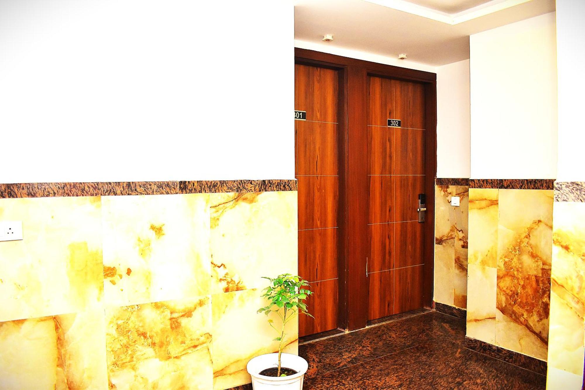 Bh Lucullan I In Mahipalpur New Delhi