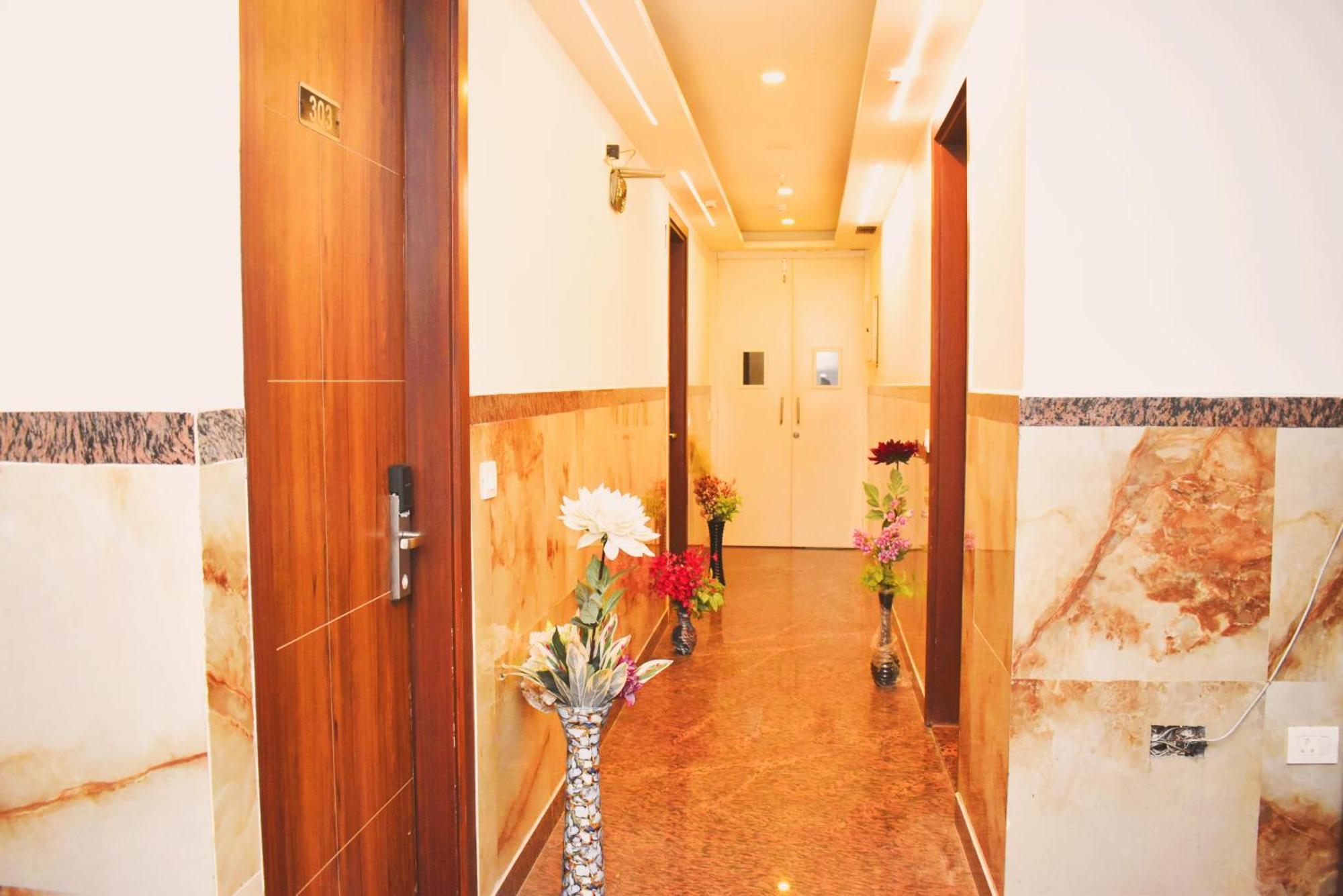 Bh Lucullan I In Mahipalpur New Delhi